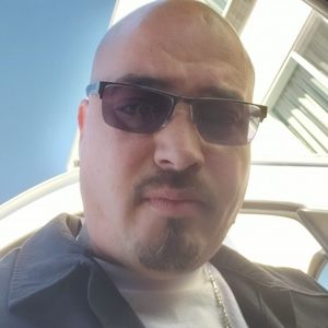 Meet your Posher, Rogelio